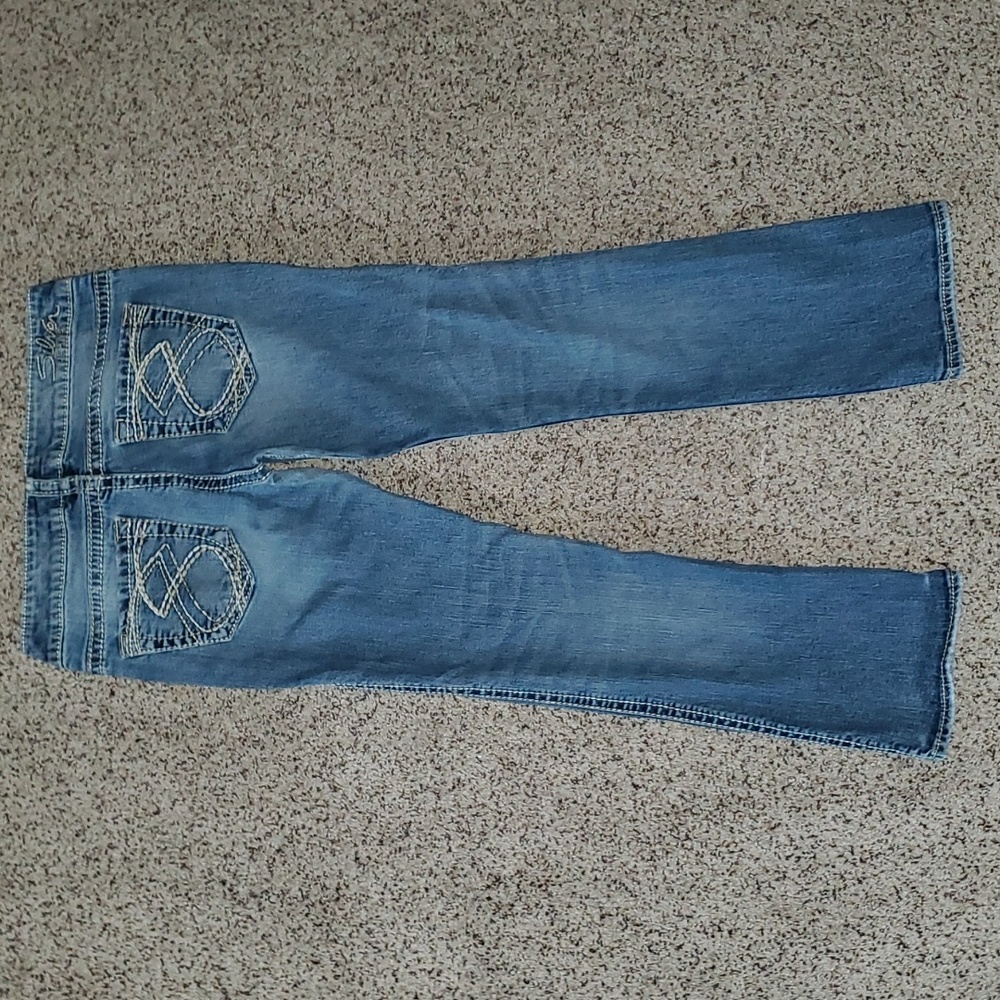 Silver Frances Double White Stitching Designer Pockets Capri Jeans
